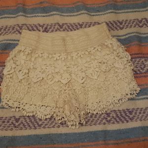 🍄No Boundaries lace crochet shorts